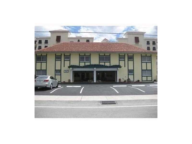Unit for sale at 2404 NE 33rd Avenue, Fort Lauderdale, FL 33305