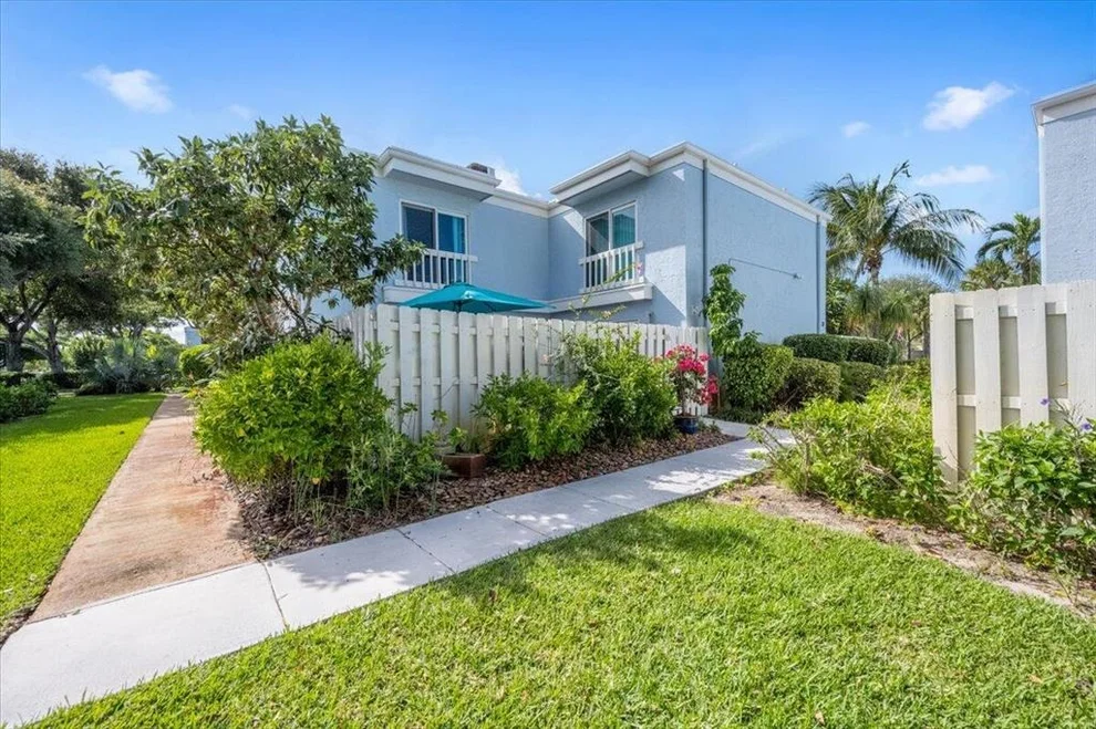 Unit for sale at 1010 NE 8th Avenue, Delray Beach, FL 33483