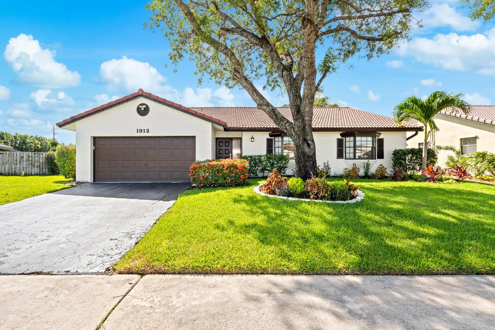 Unit for sale at 1912 NW 77th Avenue, Margate, FL 33063