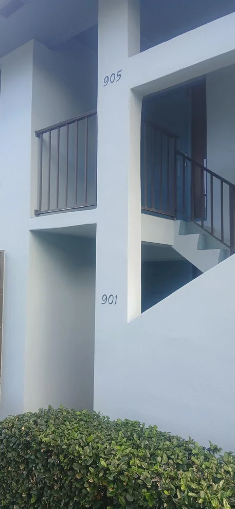 Unit for sale at 950 S Kanner Highway, Stuart, FL 34994