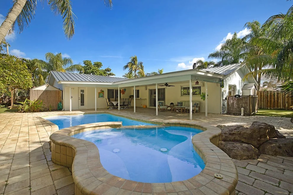 Unit for sale at 4241 NE 23rd Avenue, Lighthouse Point, FL 33064