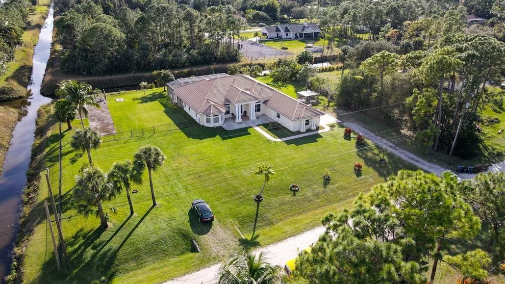 Unit for sale at 15288 N 73rd Street N, Loxahatchee, FL 33470