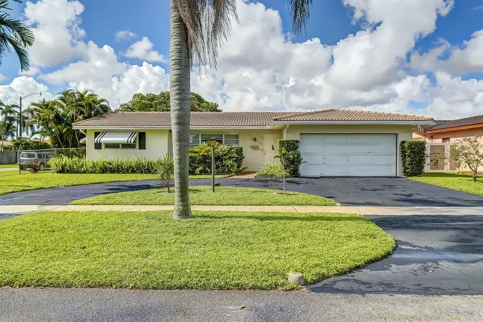Unit for sale at 5200 Garfield Street, Hollywood, FL 33021