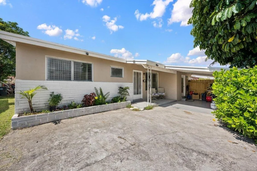 Unit for sale at 313 SW 7th Street, Hallandale Beach, FL 33009
