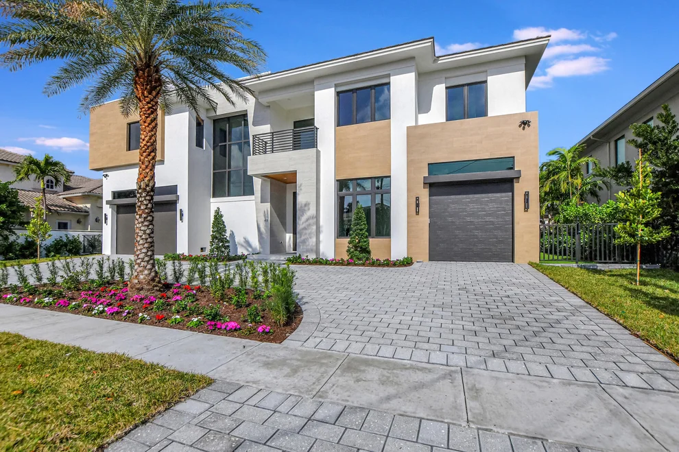 Unit for sale at 711 NE 32nd Street, Boca Raton, FL 33431