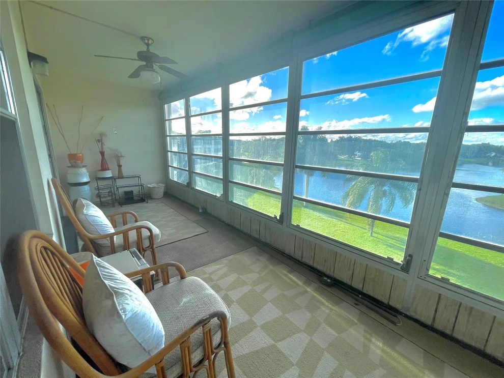 Unit for sale at 4005 Oakridge A, Deerfield Beach, FL 33442