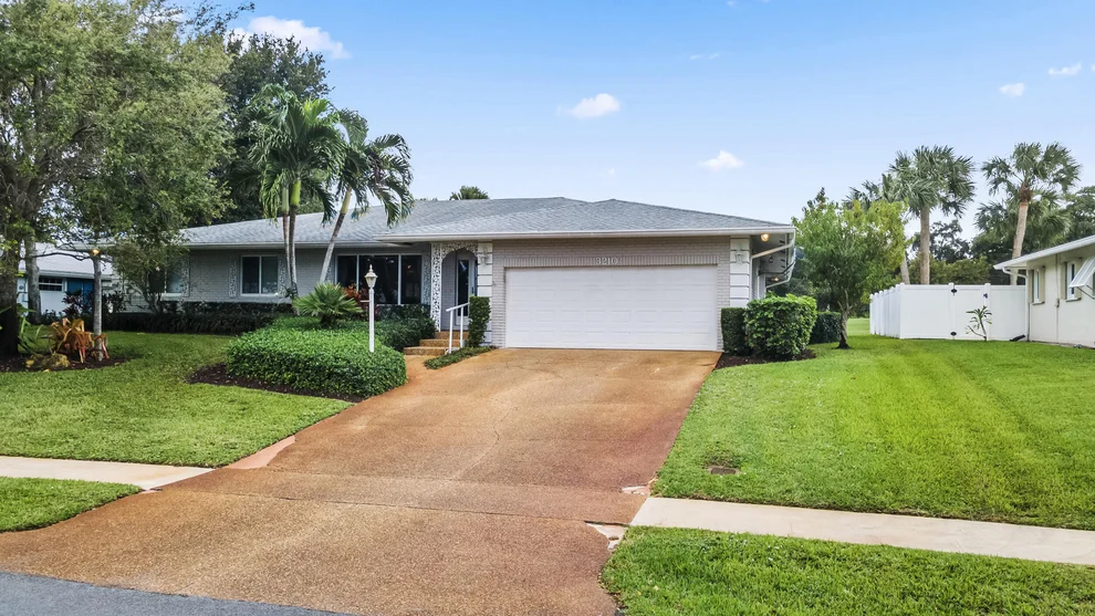 Unit for sale at 3210 Lakeview Drive, Delray Beach, FL 33445