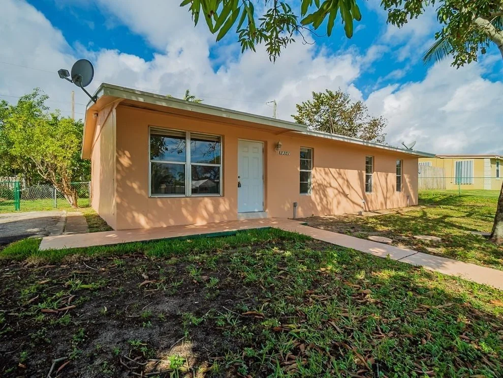 Unit for sale at 3301 Orange Street, Boynton Beach, FL 33435