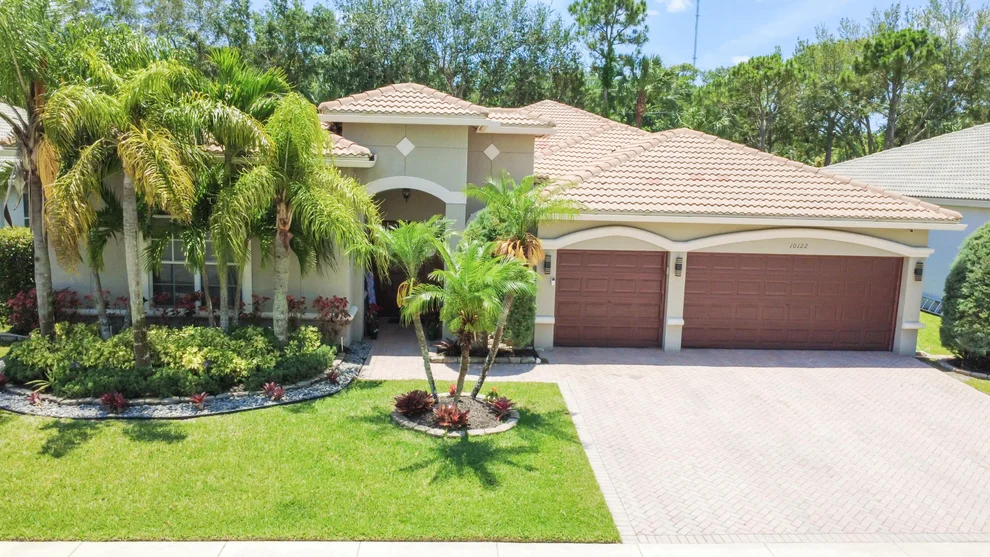 Unit for sale at 10122 Oak Meadow Lane, Lake Worth, FL 33449