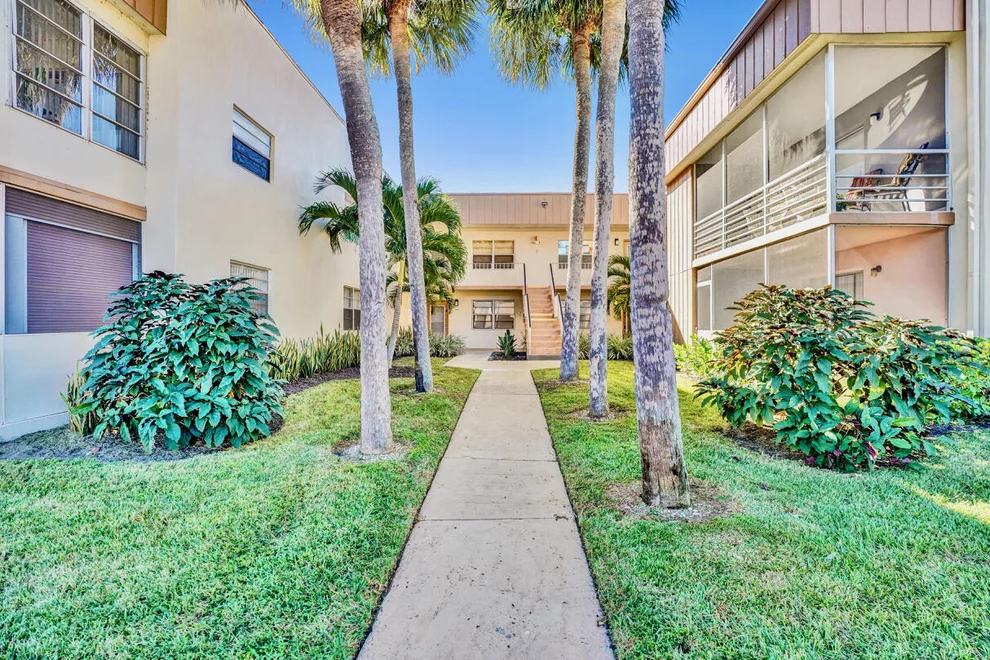 Unit for sale at 186 Piedmont D, Delray Beach, FL 33484