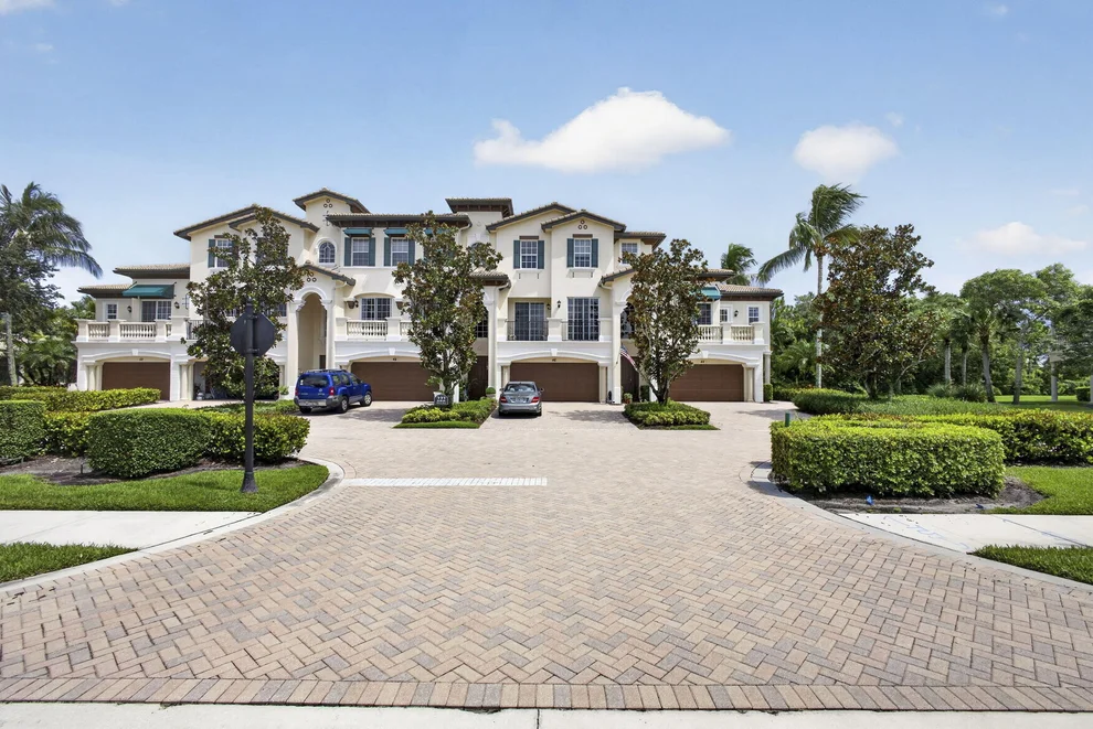 Unit for sale at 222 Tresana Boulevard, Jupiter, FL 33478