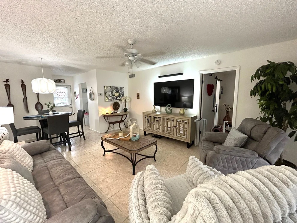 Unit for sale at 255 Down East Lane, Lake Worth, FL 33467