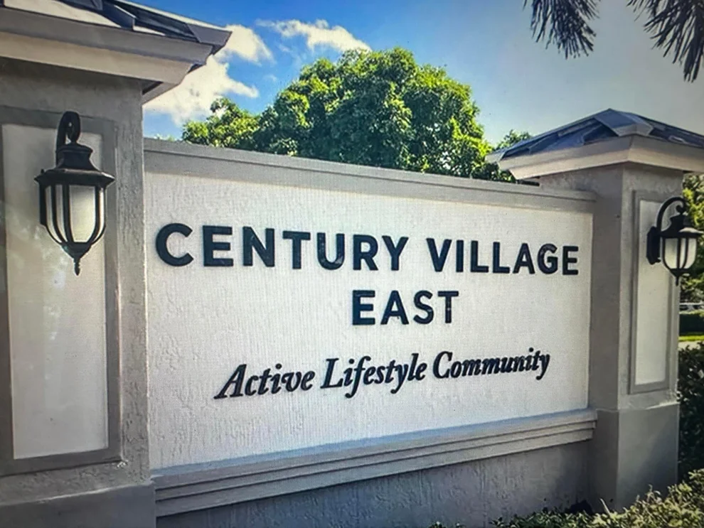 Unit for sale at 81 Farnham D, Deerfield Beach, FL 33442