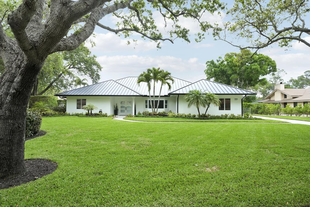 Unit for sale at 18457 SE Heritage Oaks Lane, Jupiter, FL 33469