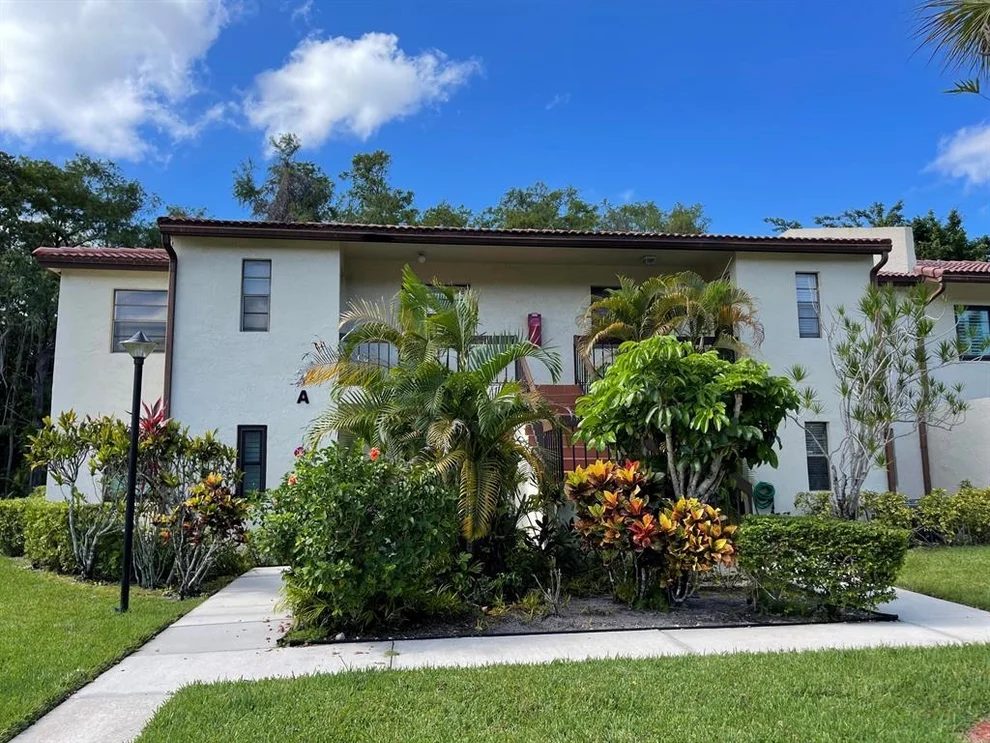 Unit for sale at 21728 Arriba Real, Boca Raton, FL 33433