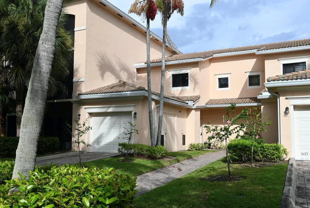 Unit for sale at 2916 Tuscany Court, Palm Beach Gardens, FL 33410