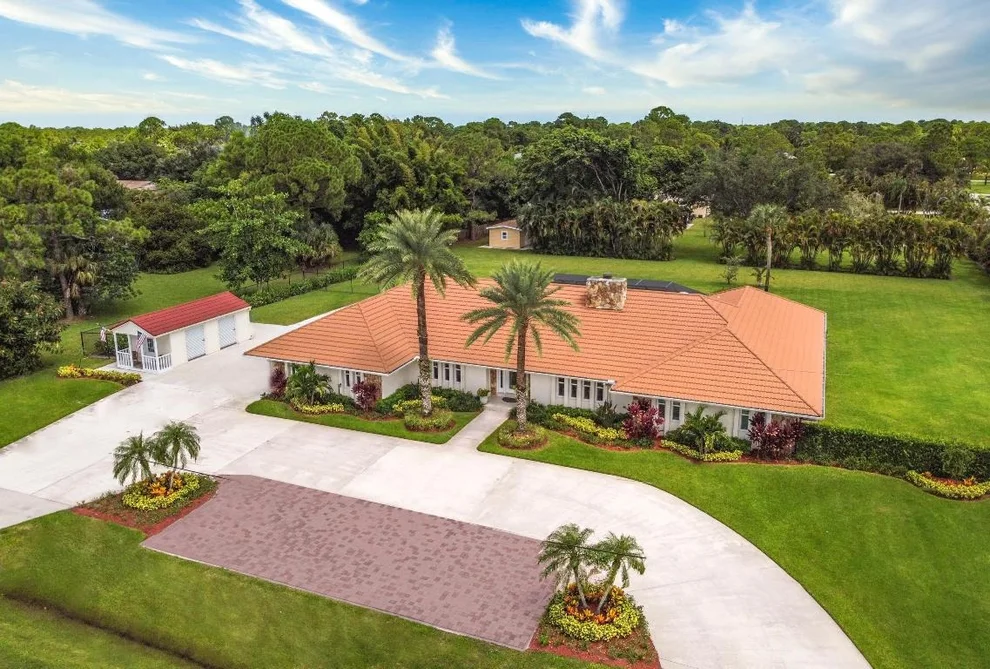 Unit for sale at 6731 Donald Ross Road, Palm Beach Gardens, FL 33418