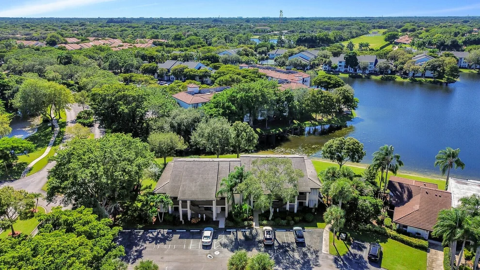 Unit for sale at 5344 Cedar Lake Drive, Boynton Beach, FL 33437