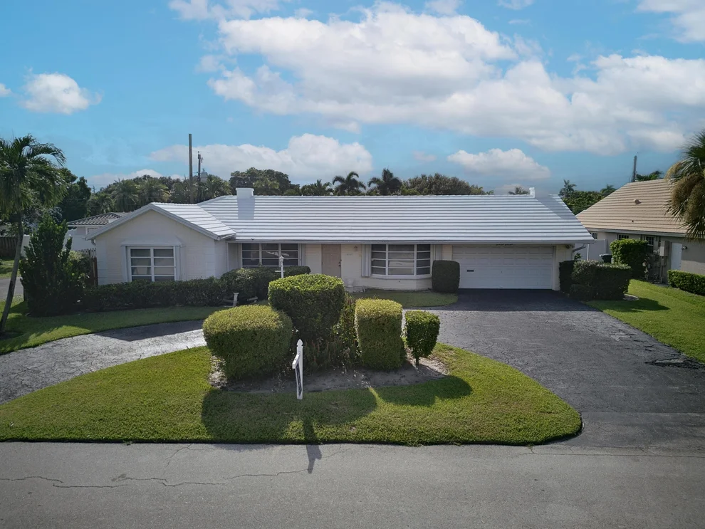 Unit for sale at 4141 NE 23RD Avenue, Lighthouse Point, FL 33064