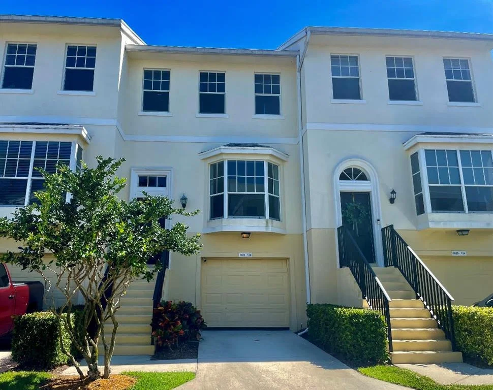 Unit for sale at 1685 42nd Square, Vero Beach, FL 32960