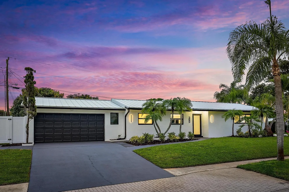 Unit for sale at 360 Saturn Avenue, Tequesta, FL 33469