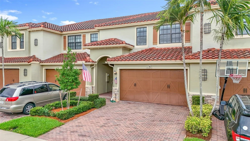 Unit for sale at 10813 NW 73rd Court, Parkland, FL 33076