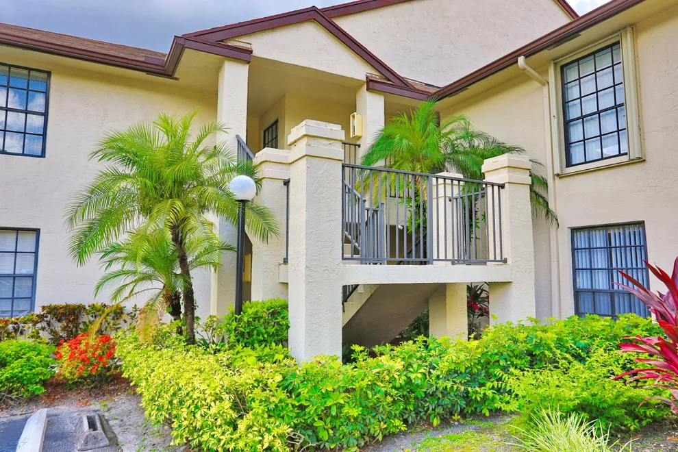 Unit for sale at 3277 Jog Park Drive, Greenacres, FL 33467