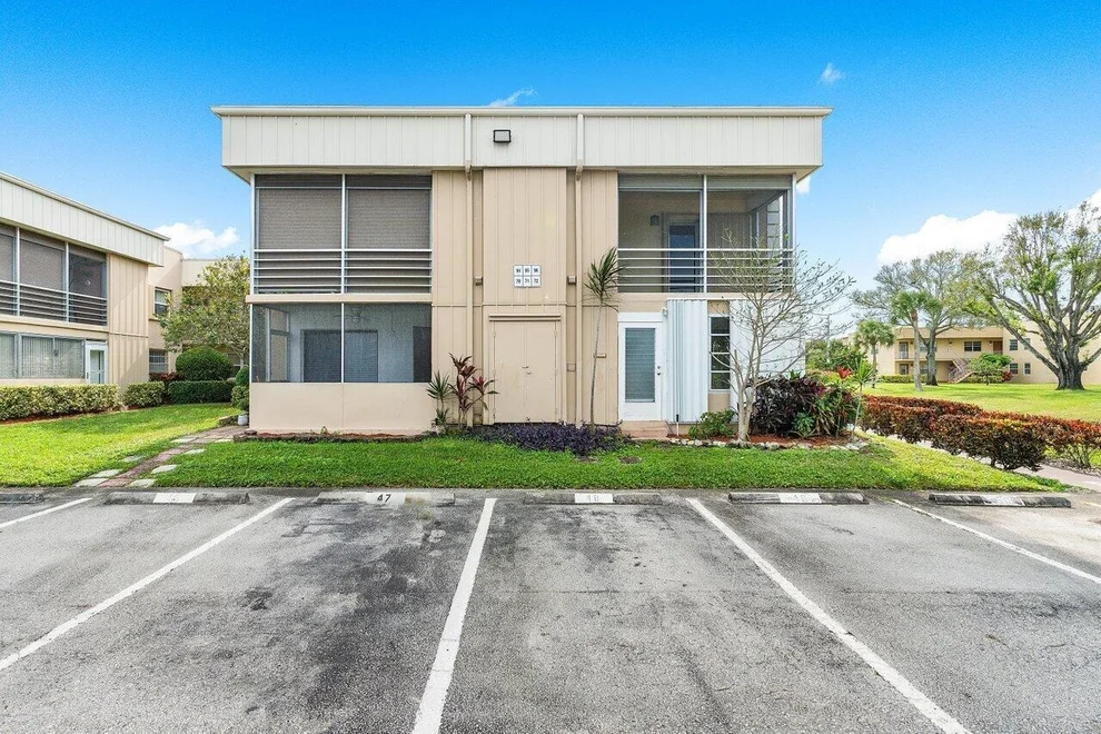 Unit for sale at 94 Burgundy, Delray Beach, FL 33484
