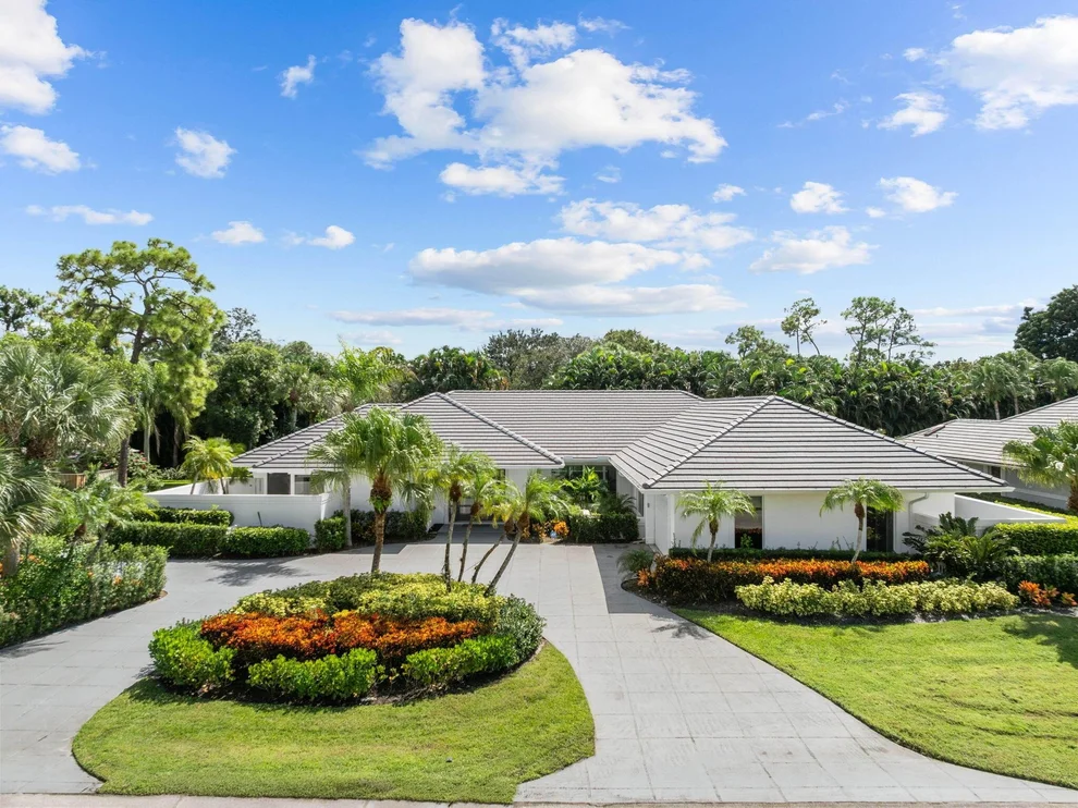 Unit for sale at 17 Surrey Road, Palm Beach Gardens, FL 33418