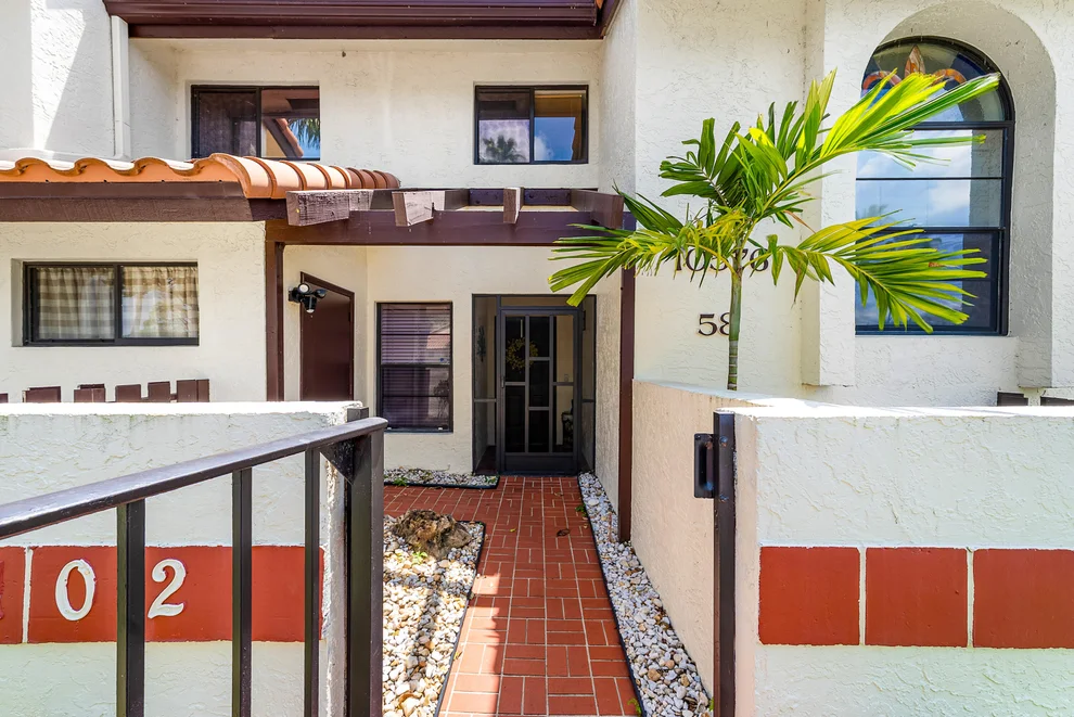 Unit for sale at 10576 Tropic Palm Avenue, Boynton Beach, FL 33437