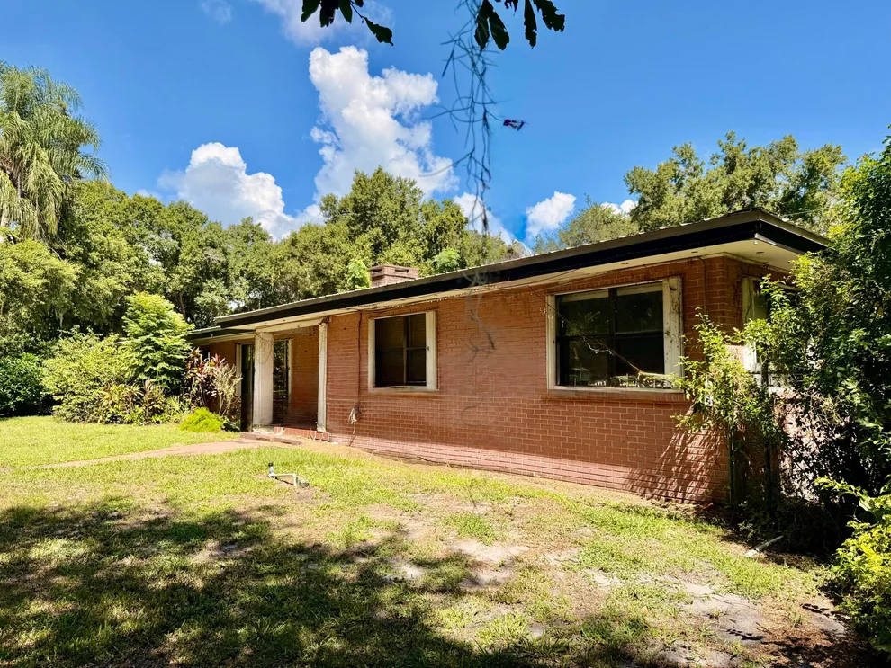 Unit for sale at 301 SE 5TH Street, Okeechobee, FL 34974