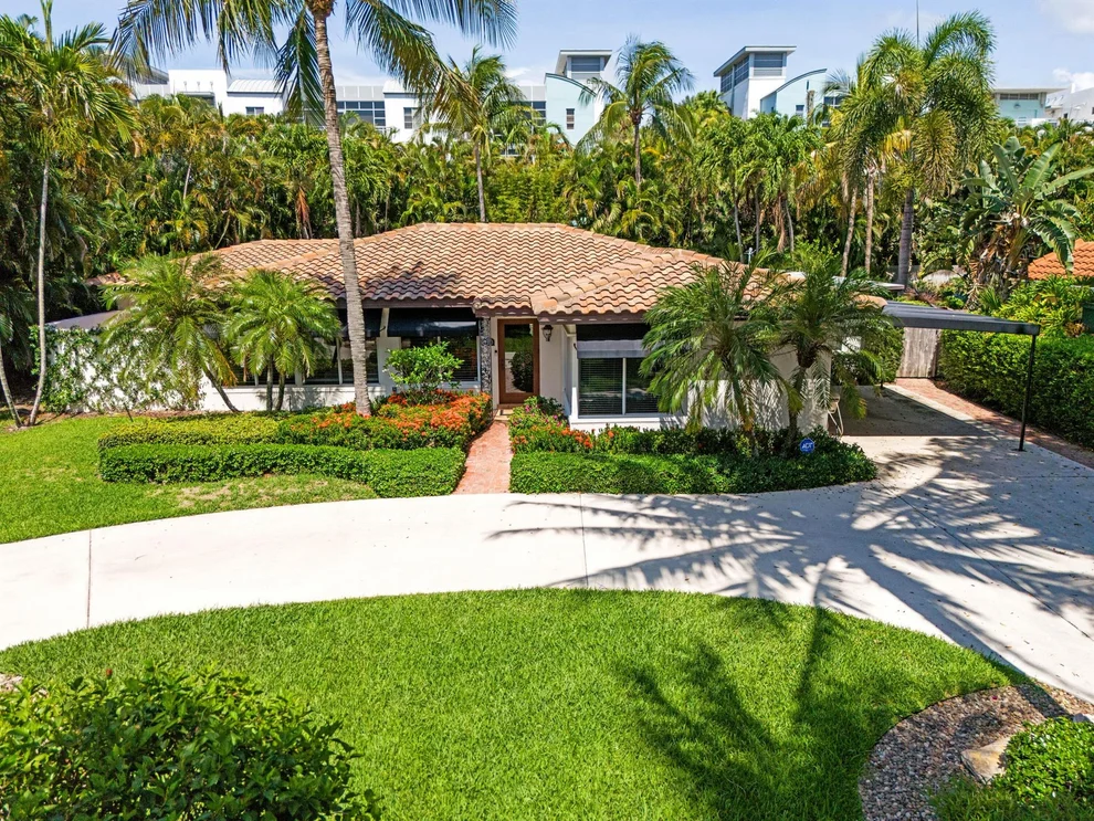 Unit for sale at 330 SE 7th Avenue, Delray Beach, FL 33483