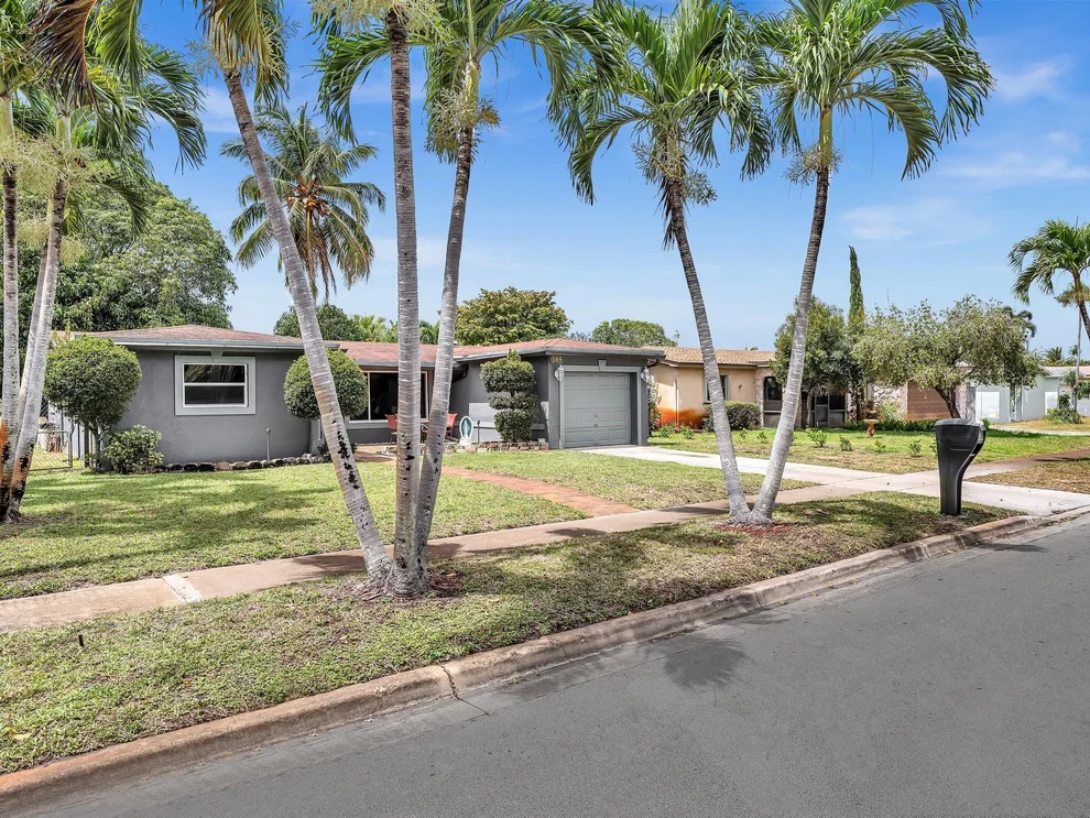 Unit for sale at 165 NW 79th Avenue, Margate, FL 33063