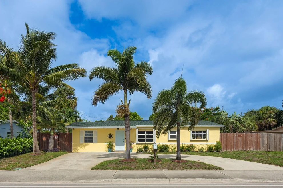 Unit for sale at 2851 N Seacrest Boulevard, Boynton Beach, FL 33435