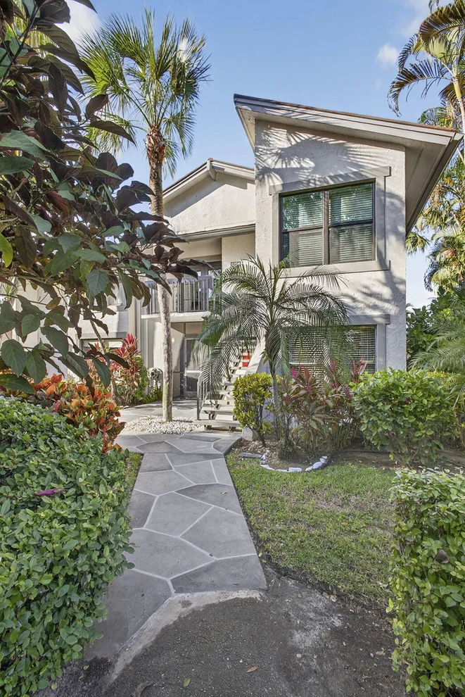 Unit for sale at 11267 Pond View Drive, Wellington, FL 33414