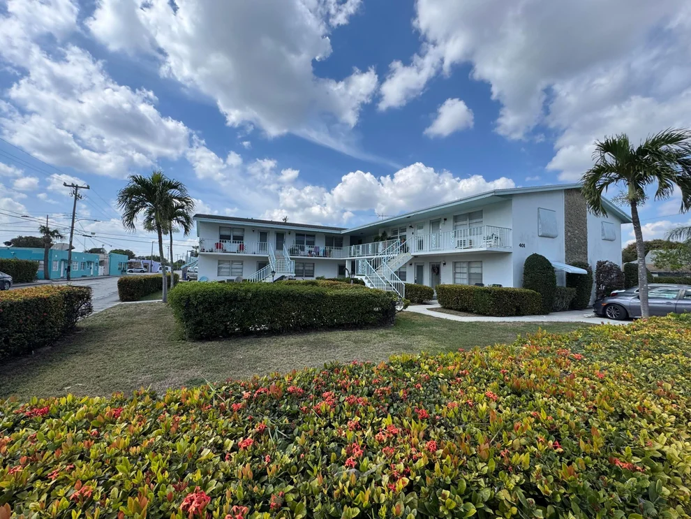 Unit for sale at 401 N J Street, Lake Worth Beach, FL 33460