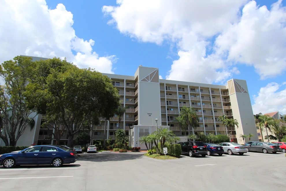 Unit for sale at 14425 Strathmore Lane, Delray Beach, FL 33446