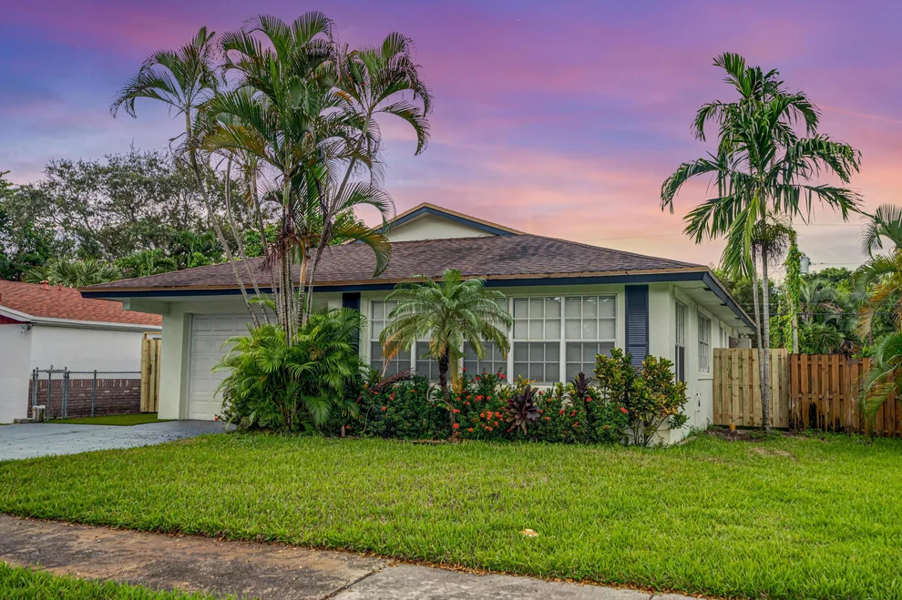 Unit for sale at 1004 SW 19th Street, Fort Lauderdale, FL 33315