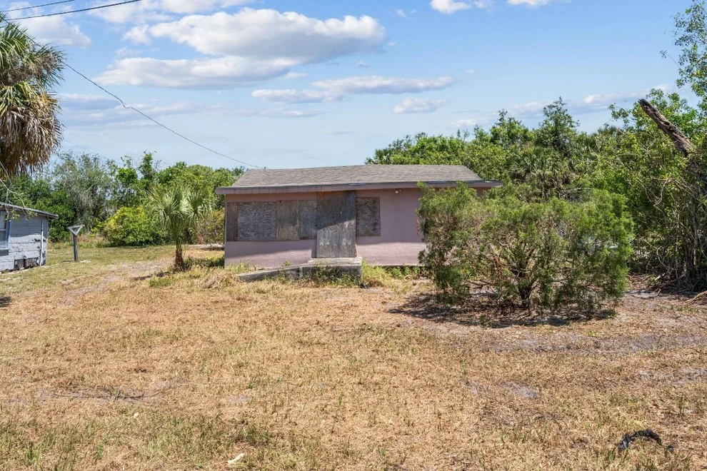 Unit for sale at 4250 29th Avenue, Vero Beach, FL 32967