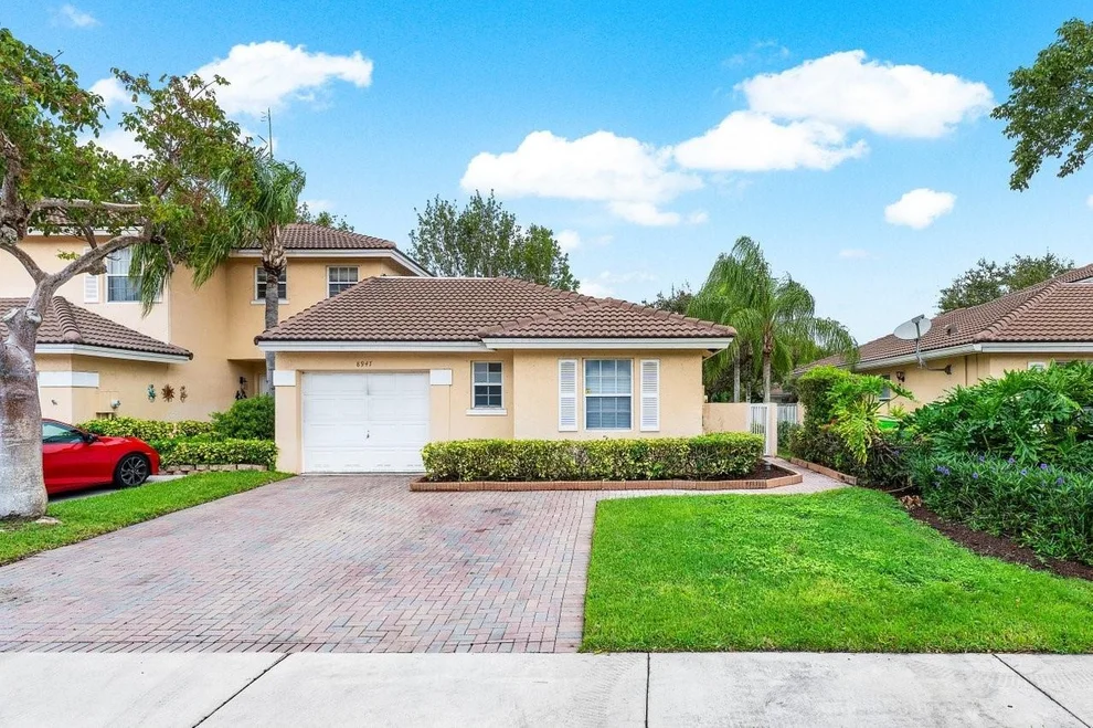 Unit for sale at 8947 NW 53rd Street, Sunrise, FL 33351