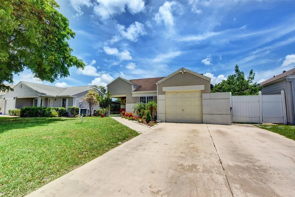 Unit for sale at 8478 Dynasty Drive, Boca Raton, FL 33433