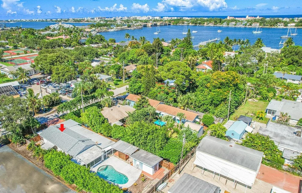 Unit for sale at 110 E Lake Worth Avenue, Lantana, FL 33462
