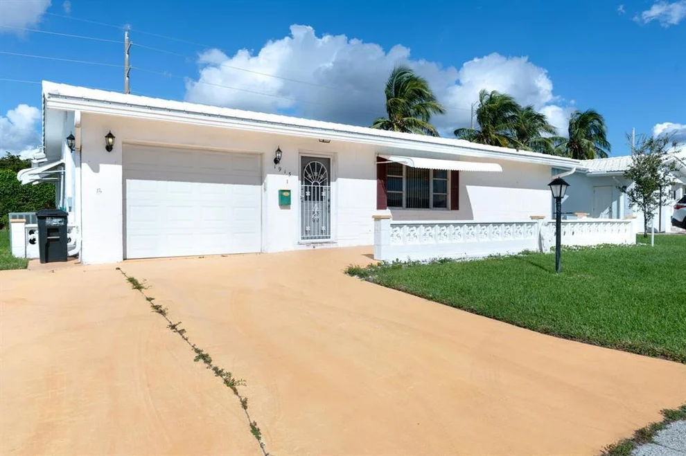 Unit for sale at 1913 SW 16th Avenue, Boynton Beach, FL 33426