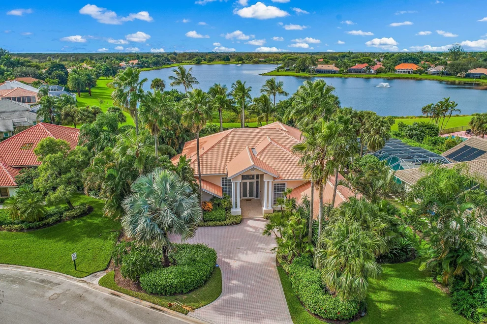 Unit for sale at 101 Brookhaven Court, Palm Beach Gardens, FL 33418