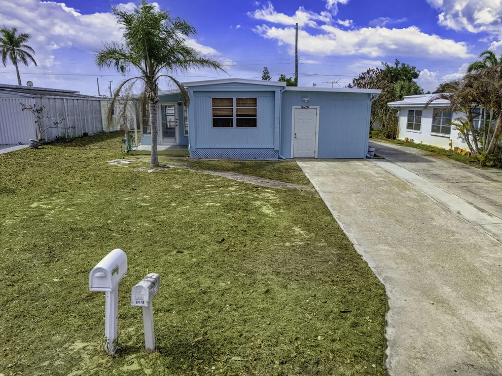Unit for sale at 8420 SE Eagle Avenue, Hobe Sound, FL 33455