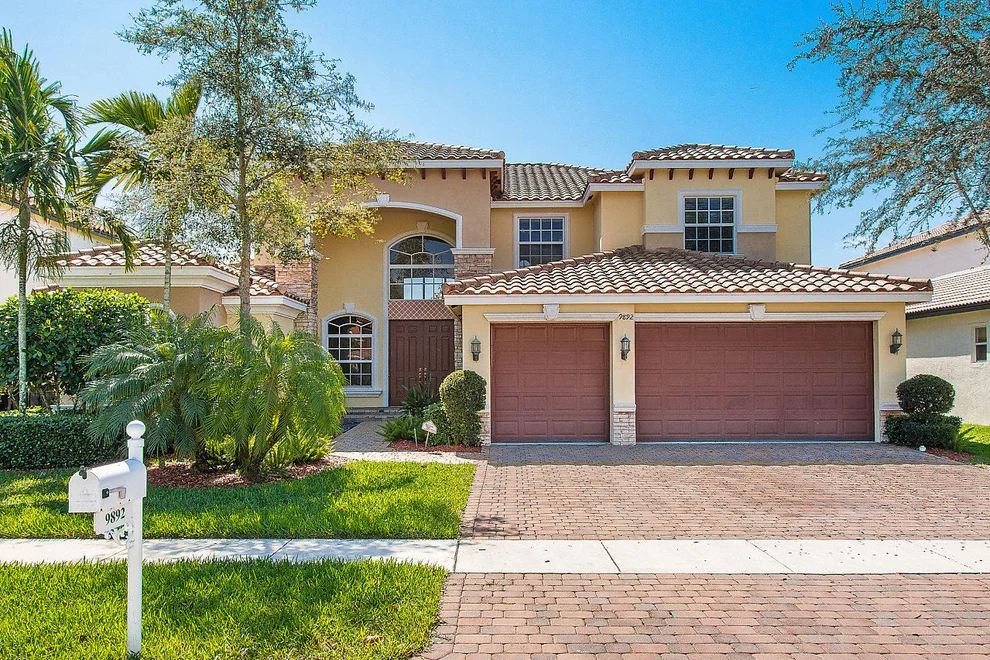 Unit for sale at 9892 Via Bernini, Lake Worth, FL 33467