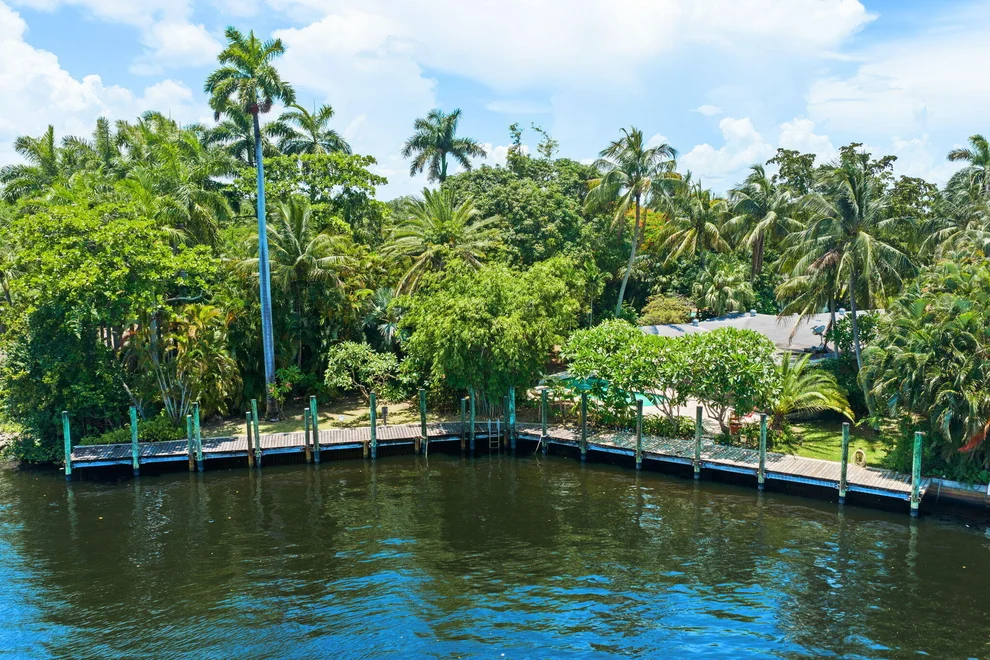 Unit for sale at 2151 SW 23rd Terrace, Fort Lauderdale, FL 33312