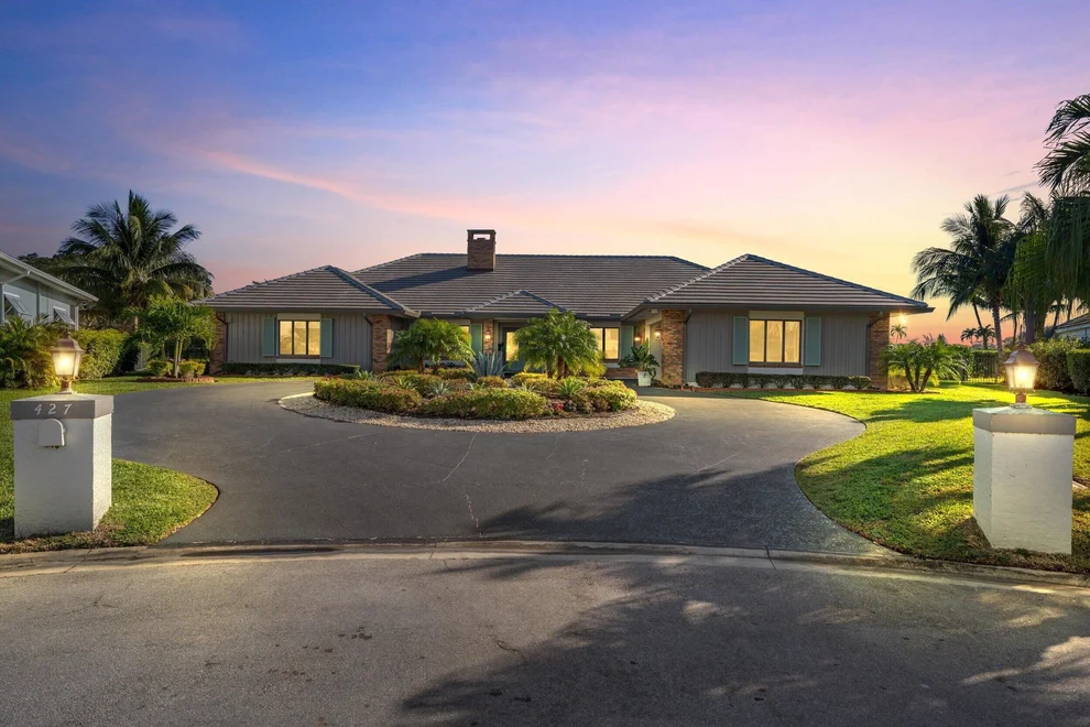 Unit for sale at 427 Glenbrook Drive, Atlantis, FL 33462