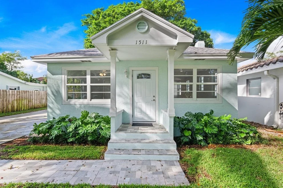 Unit for sale at 1511 S Palmway, Lake Worth Beach, FL 33460