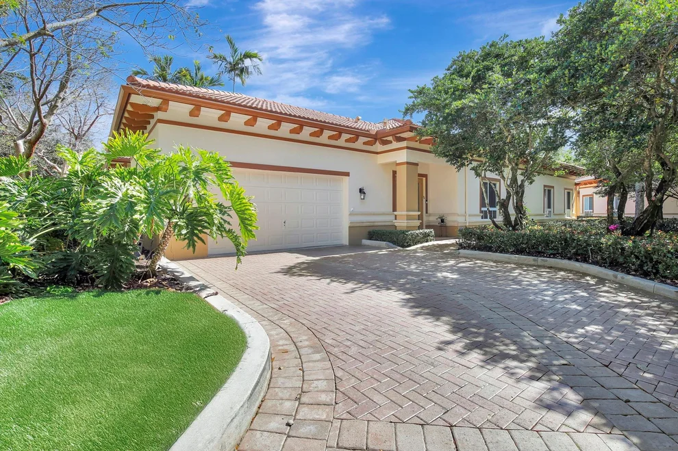 Unit for sale at 16126 Emerald Estates Drive, Weston, FL 33331